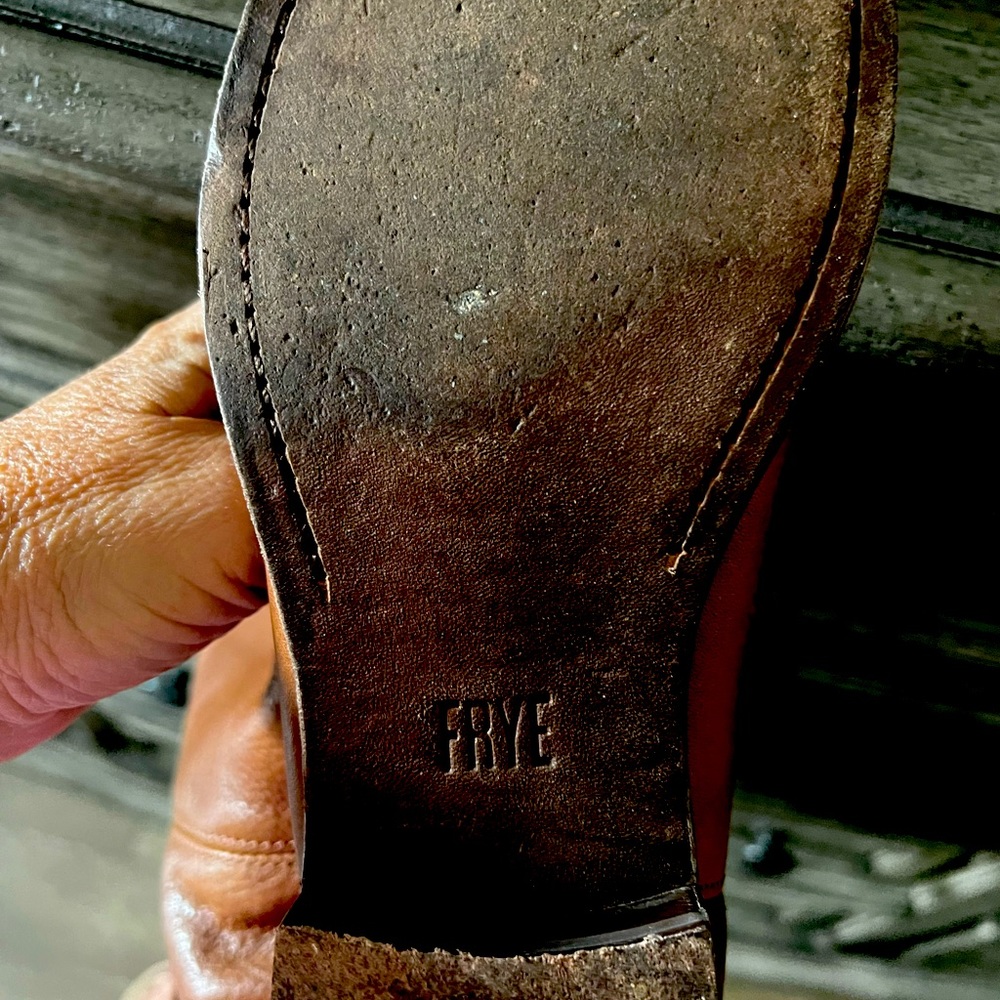 Ladies light brown knee hi Frye boots